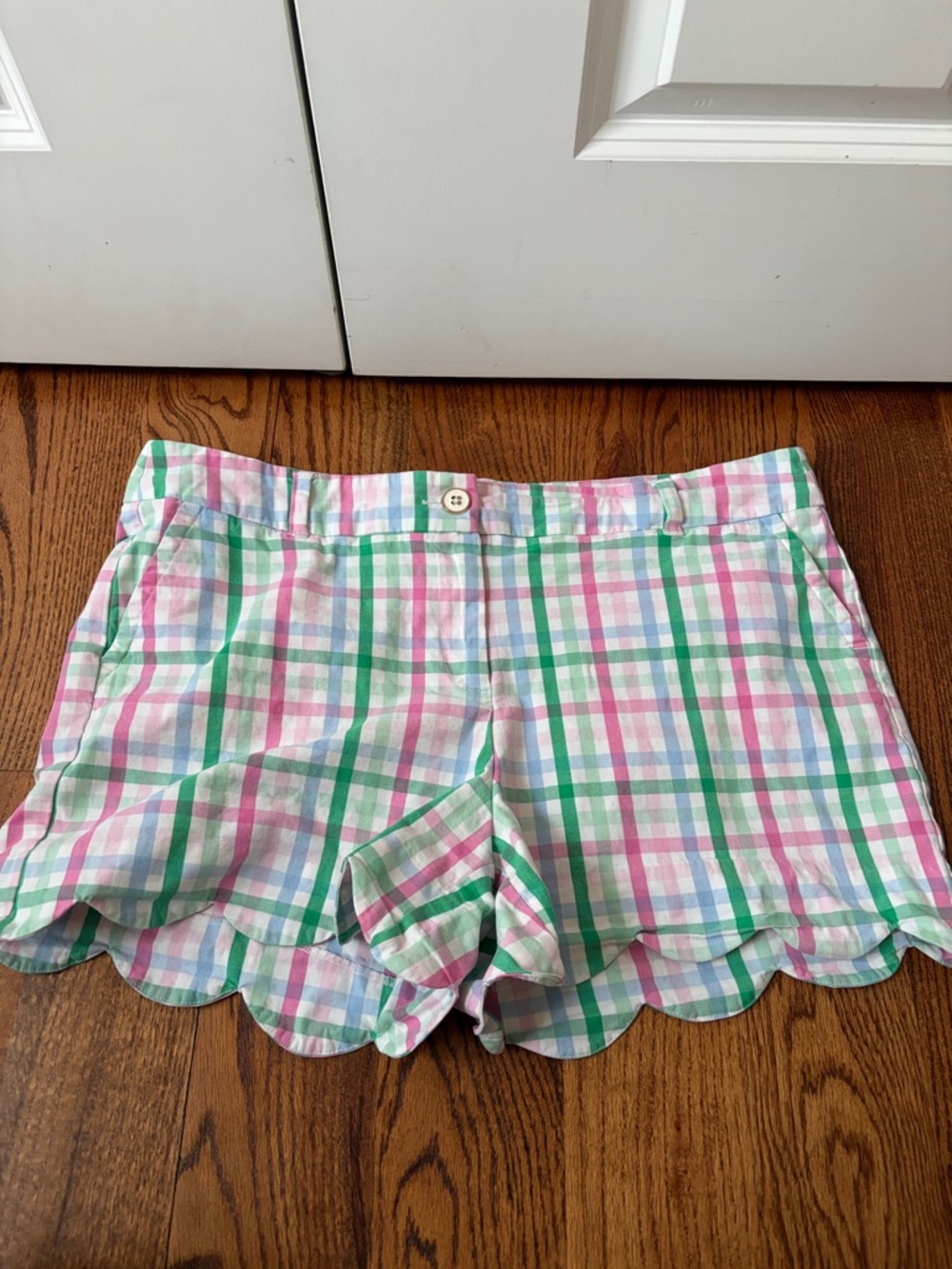crown & ivy Shelby Pastel Plaid Scallop Hem Shorts Women's Size 16